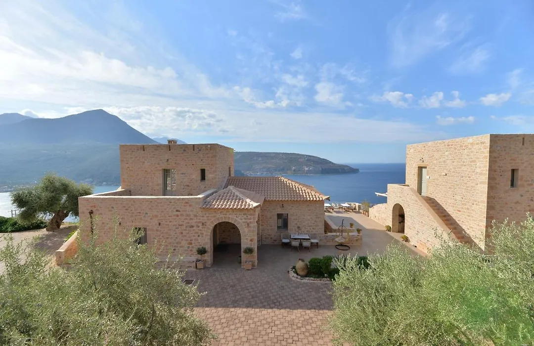 Akrolithi Boutique Hotel & Suites-1