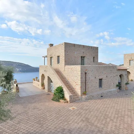 Akrolithi Boutique Hotel & Suites-2